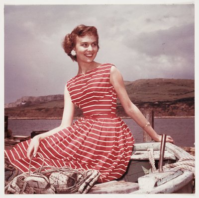 サマードレスを着た女性（1950年代頃 作： Frederick (attr. to) Barnard
