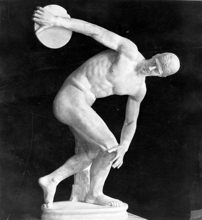 Discobolus、ギリシャ語のオリジナルのコピー（石膏） 作： after Myron