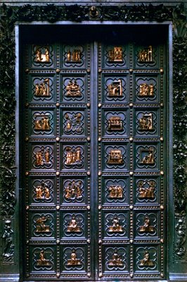 サンジョヴァンニ洗礼堂の南扉、1336年                                    アート作品の設定をする
