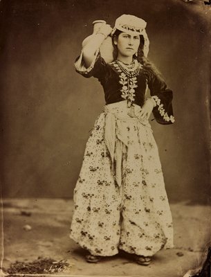 シリアの伝統的な衣装