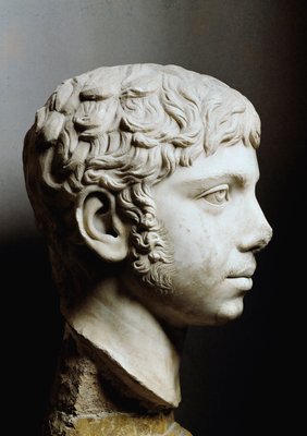 エラガバルまたはヘリオガバル マ