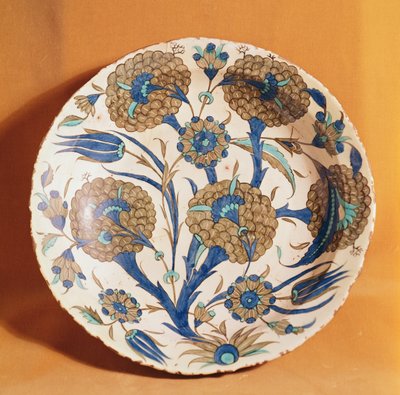 イスニック陶器皿 15 50年頃 イスニック陶器皿 15 50年頃