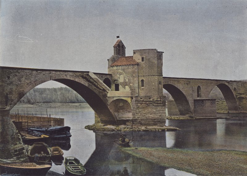 アヴィニョン、サン＝ベネゼ橋（カラー写真 作： （後）フランスの写真家