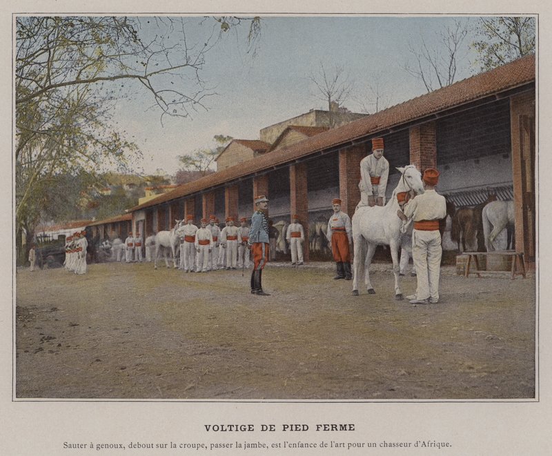 Voltige de Pied Ferme（カラー写真 作： （後）フランスの写真家