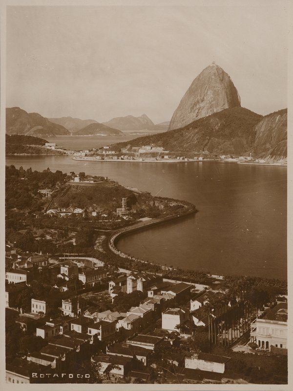 リオデジャネイロ、ボタフォゴ（モノクロ写真） 作： ブラジルの写真家