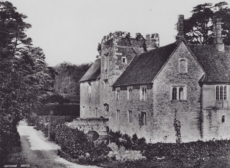 Ightham Mote（モノクロ写真 作： チャールズエッセンハイコーク