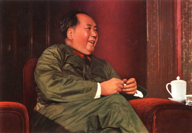 毛沢東肖像画入り　花瓶、ペン立て『井岡山の毛沢東主席』1968年製作 Chinese_Photographer_-