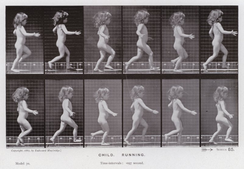 動く人間の姿。子供、走る（モノクロ写真 作： エドワード・マイブリッジ