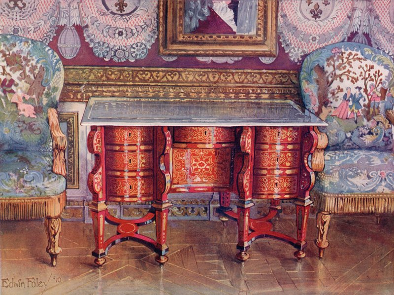 赤いべっ甲とラッカースチールトップのニーホールライティングテーブル。ブール。 Gilt Fauteuils、タペストリーで布張り 作： エドウィンジョンフォーリー