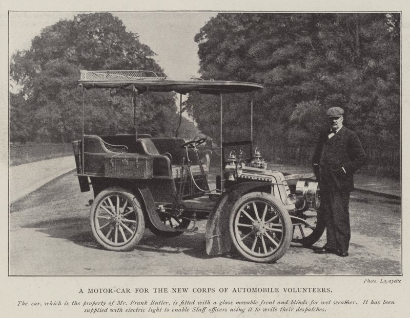 自動車ボランティアの新軍団のための自動車 作： 英語の写真家