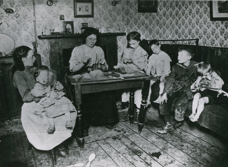 子供の貧困、ロンドン 作： 英語の写真家