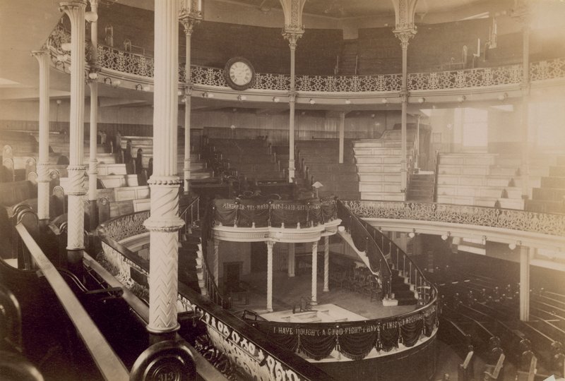Spurgeons Tabernacleのインテリア 作： 英語の写真家