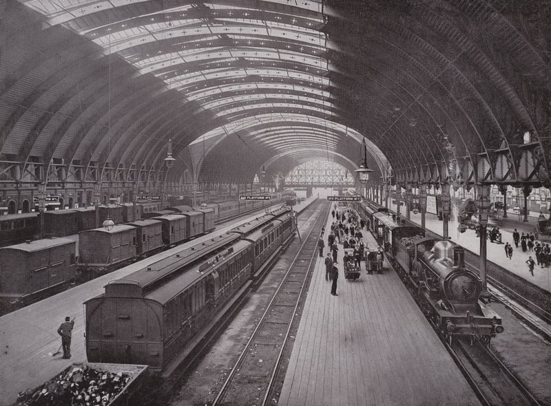 パディントン駅 作： 英語の写真家