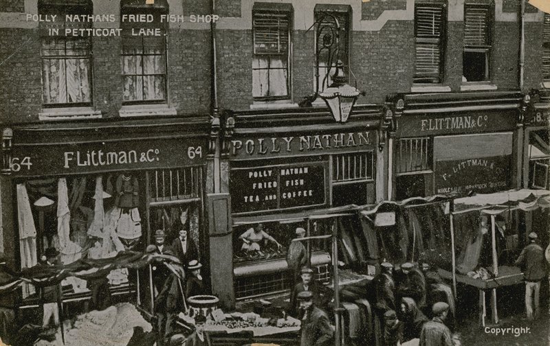 Polly Nathans Fried Fish Shop、ペチコートレーン、ロンドン 作： 英語の写真家