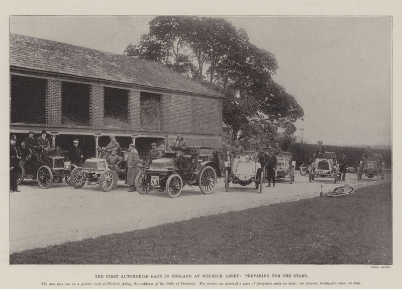 ウェルベック修道院でのイギリスでの最初の自動車レース、スタートの準備 作： 英語の写真家