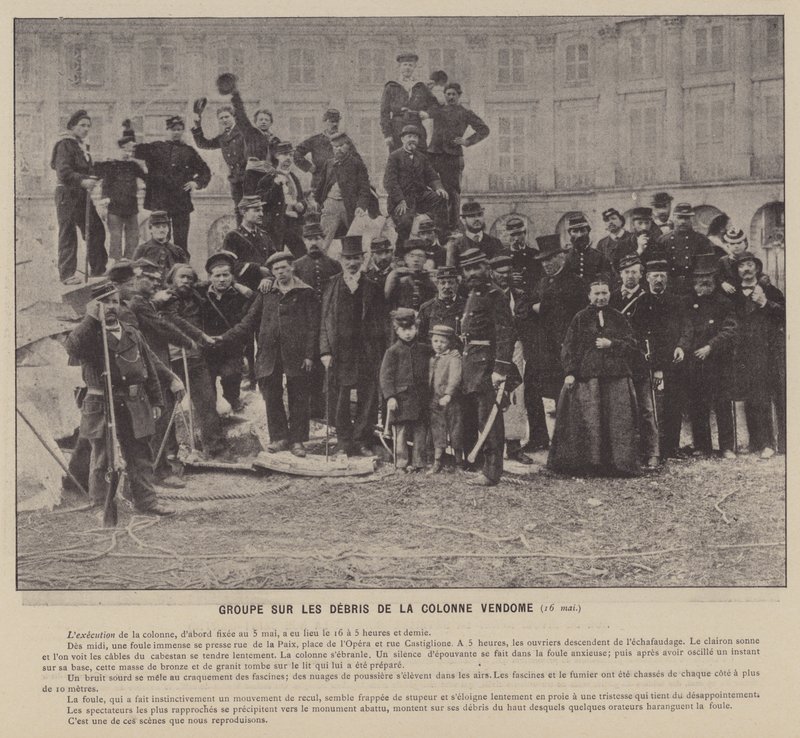 La Commune de Paris, Groupe Sur Les Debris De La Colonne Vendome (パリ・コミューン、ヴァンドーム植民地の残骸に関するグループ) 作： フランスの写真家
