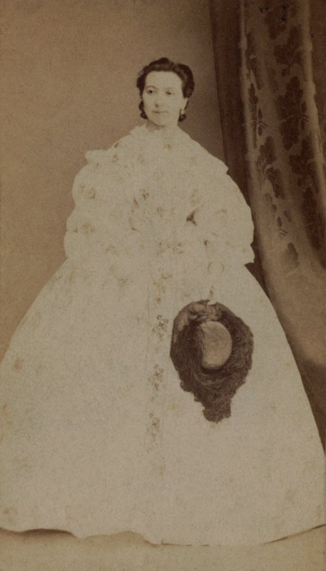 Marie Taglioni（スウェーデンのバレエダンサー）（モノクロ写真 作： フランスの写真家