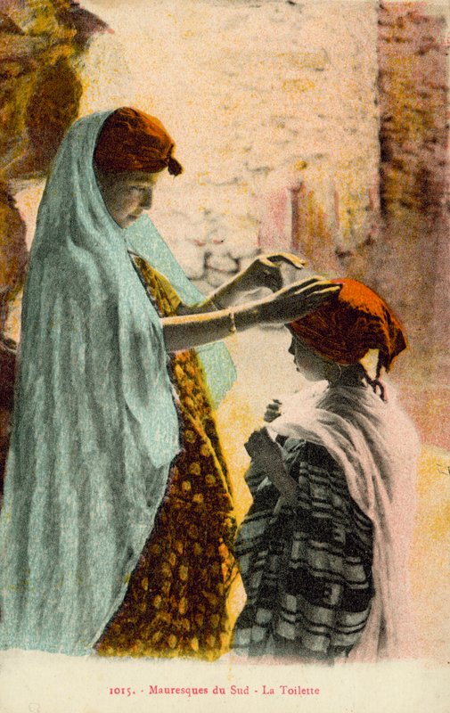 イスラム教徒の女性と子供（カラー写真） 作： フランスの写真家