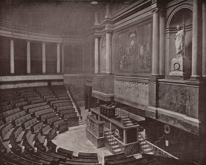 パリ下院議員会館(モノクロ写真) 作： フランスの写真家