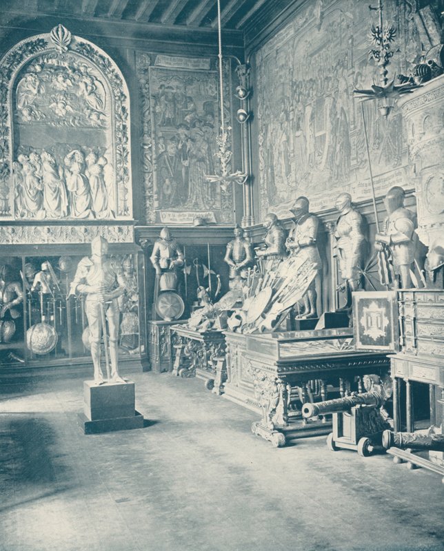 パリスピッツァー美術館、アーモリーホール（モノクロ写真 作： フランスの写真家