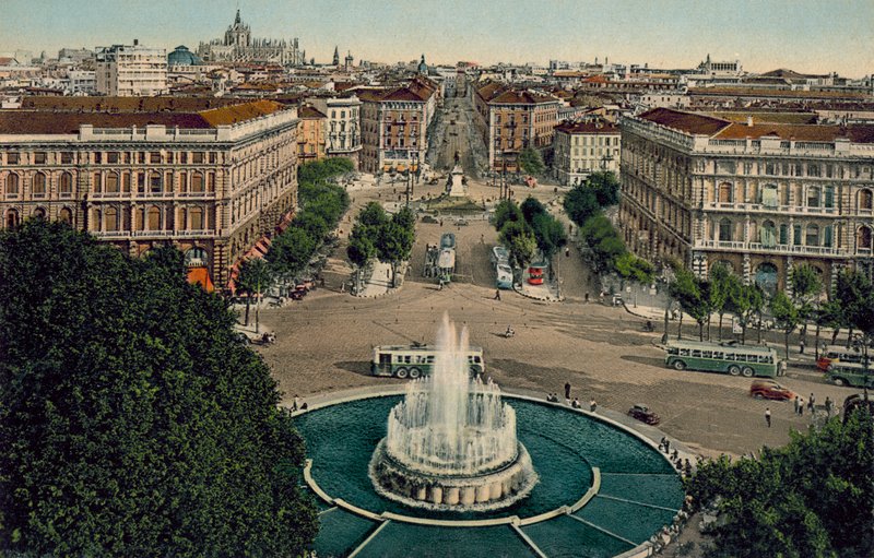 ミラノ／ミラノ城からのパノラマ（カラー写真） 作： イタリアの写真家