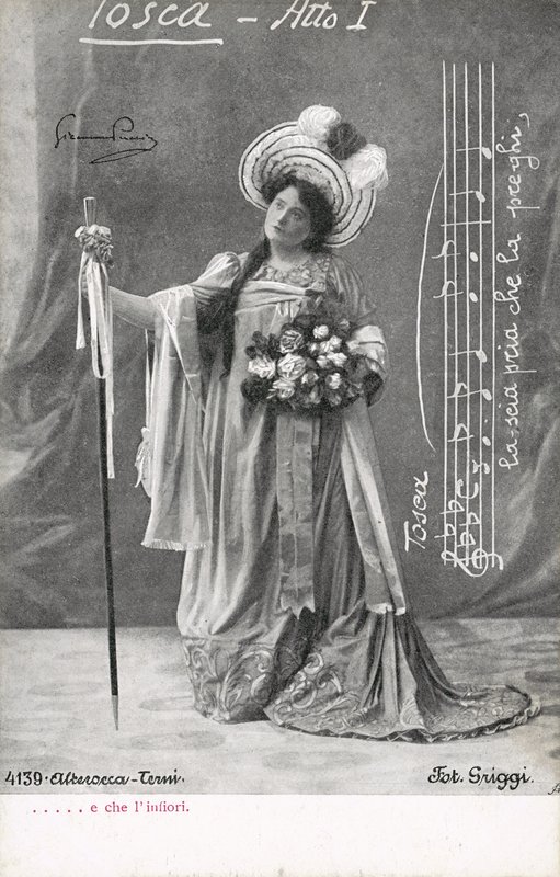 トスカ」のシーン（モノクロ写真 作： イタリアの写真家