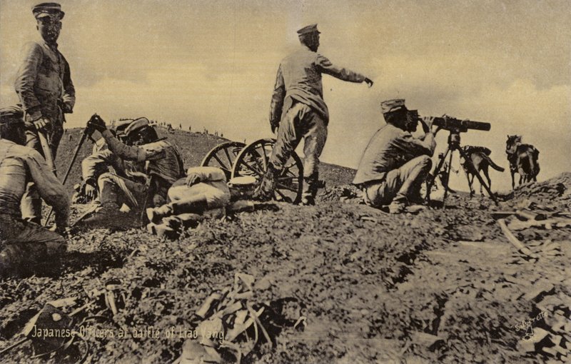 遼陽の戦いでの日本の将校 作： 日本の写真家