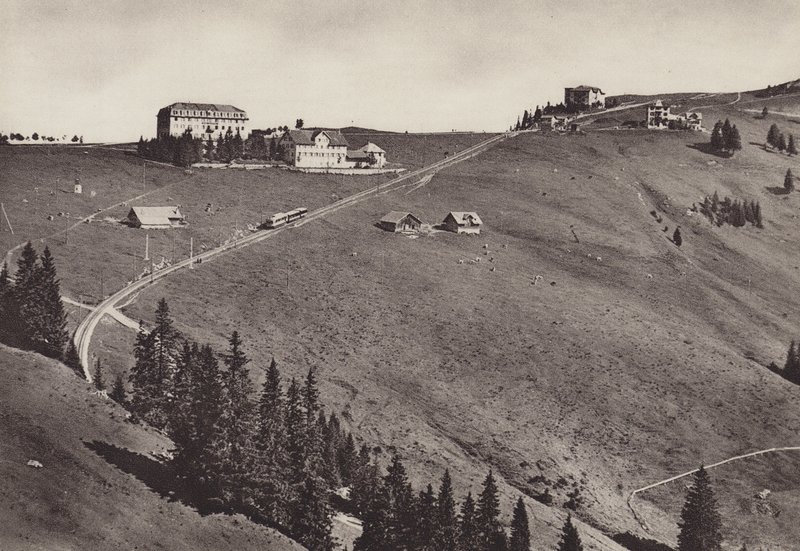 Hotel Rigi Staffel、電気 Arth Rigi Bahn (白黒写真) 作： ジャン・ガベレル