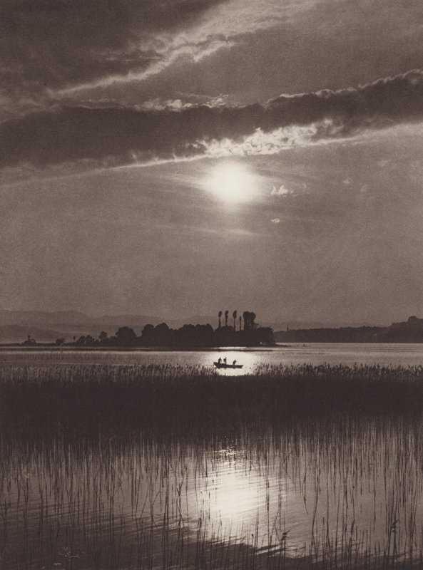 スイス: チューリッヒ湖、夕方 (b/w 写真) 作： ジャン・ガベレル