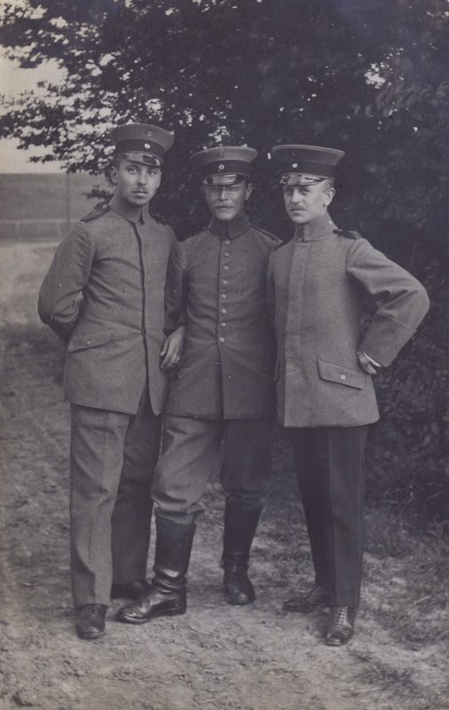 3人のドイツ軍兵士のグループ（モノクロ写真 作： 写真家ドイツ語
