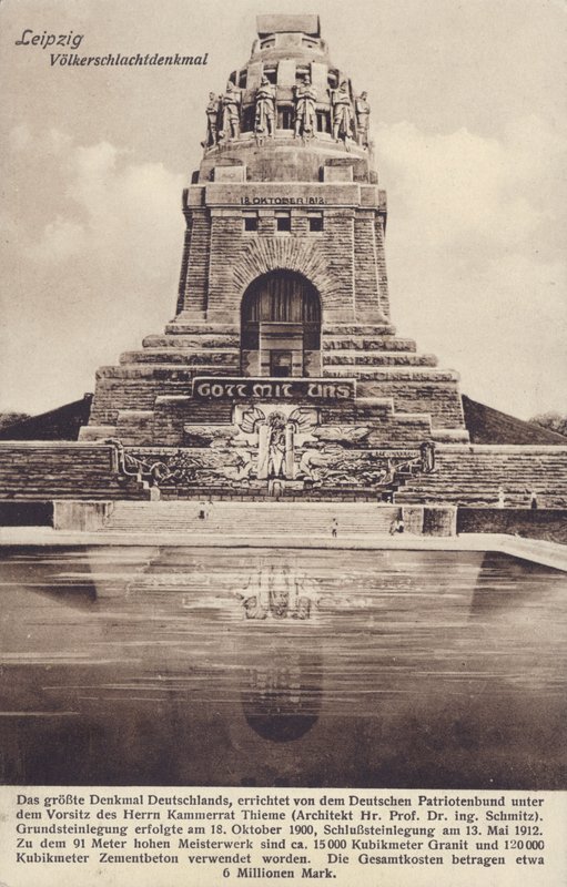 ドイツ・ライプツィヒ「民族の戦い」（1813年）の記念碑（モノクロ写真 作： 写真家ドイツ語