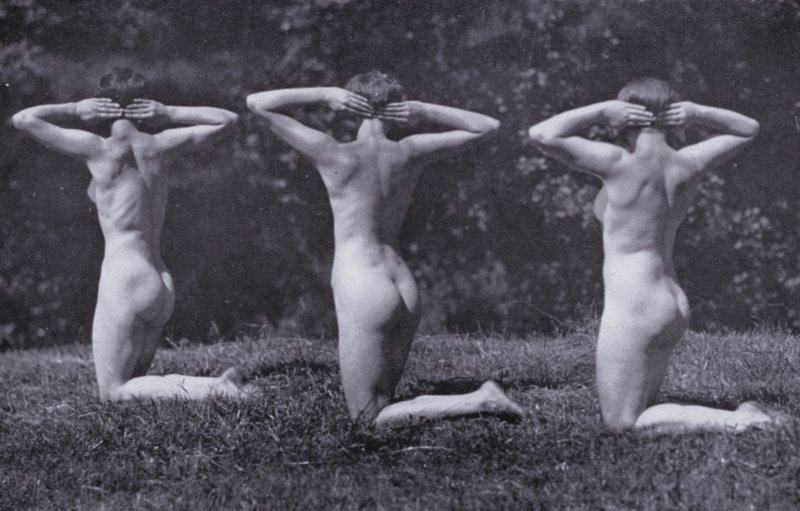 美しい身体、女性のための身体文化（モノクロ写真 作： 写真家ドイツ語