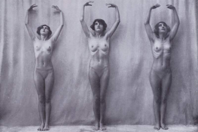 美しい身体、女性のための身体文化（モノクロ写真） 作： 写真家ドイツ語