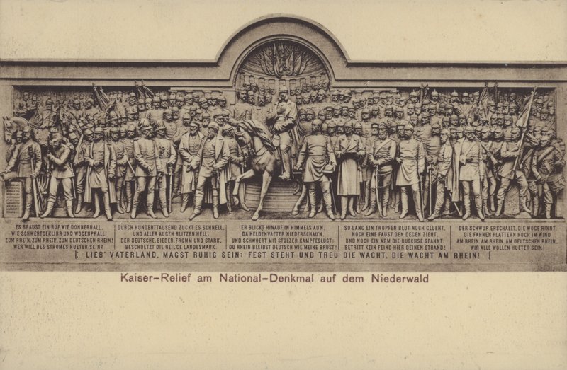 ドイツ統一記念碑「Nationaldenkmal」のレリーフ「カイザー」（ヘッセン州ルーデスハイム・アム・ライン）（モノクロ写真 作： 写真家ドイツ語