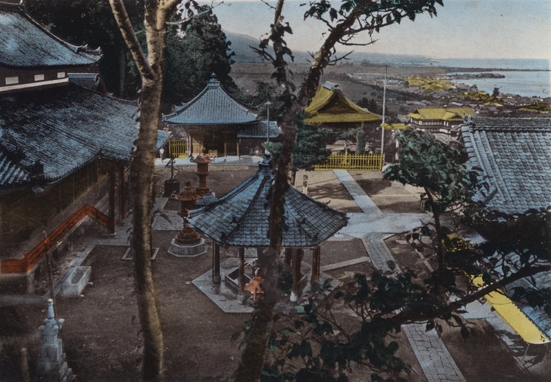 日本、1912年頃。近江八景のひとつ、三井寺（写真 作： 写真家日本人