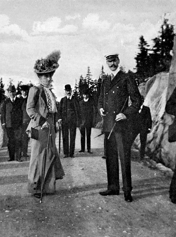 ノルウェー国王ホーコン7世 1872-1957年と妻のモード王妃 869-1938年