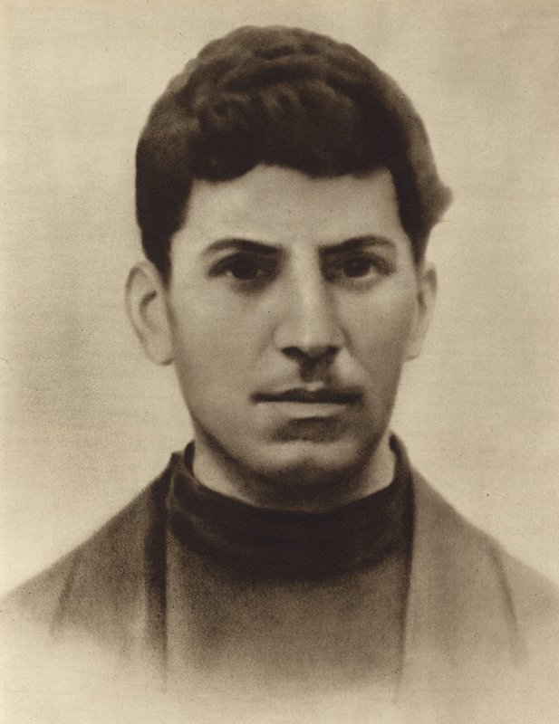 17歳のジョセフスターリン、ジョージア州トビリシ神学校に出席、1896年 作： ロシアの写真家