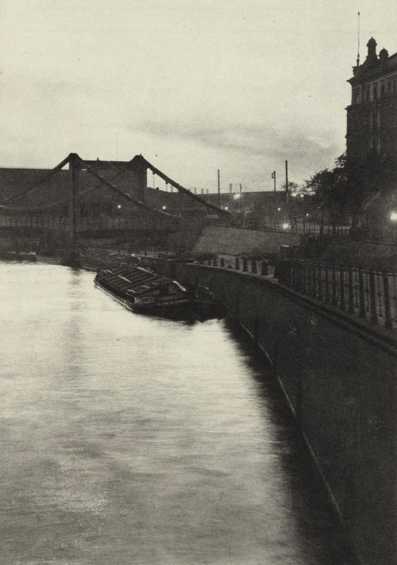 ベルリン：フンボルト・ハーバー；フンボルト・ハーバー（モノクロ写真 作： サーシャ・ストーン