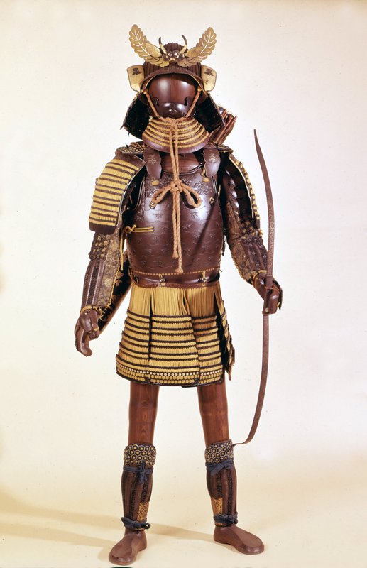 桃　伝統的な日本の武士の甲冑 School_Japanese_-