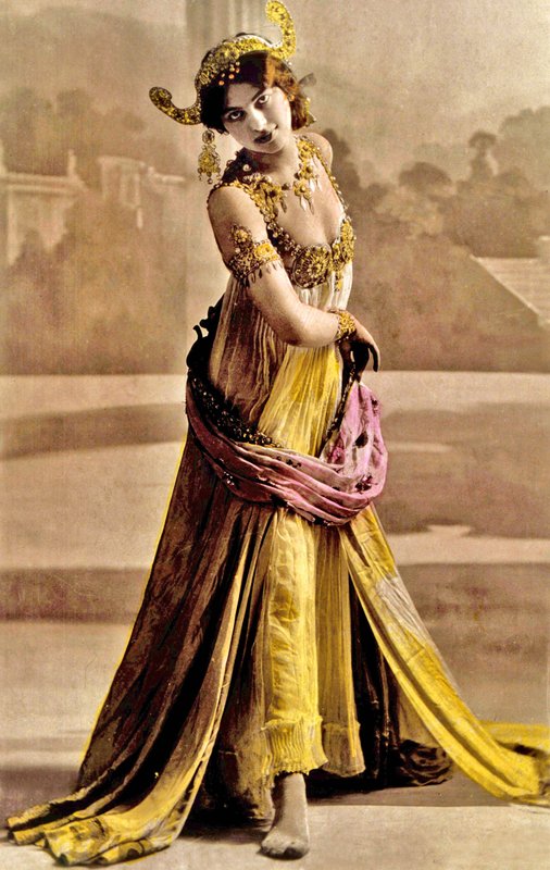 IDA　BAGUS MADE（イダ　バグス　マデ）バリ踊り上演、希少な大判画集画 Walery_(1863_1935)_-