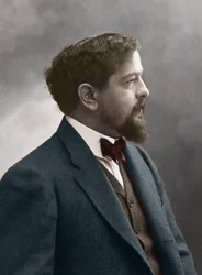 フランスの作曲家Claude Debussy (1862-1918) - Portrait of French composer Claude Debussy (1862-1918) 1908 - photo Nadar - digital coloring