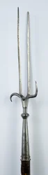 ミリタリーフォーク、c.1600（修復された木材を備えた鉄）