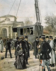 ミラノで最初の無線移動局（Stazione Radio Mobile）のテストを手伝うグリエルモ・マルコーニ。Domenica del Corriere"(1906年)のためにAchille Beltrameが描いたイラスト。エングレービング。