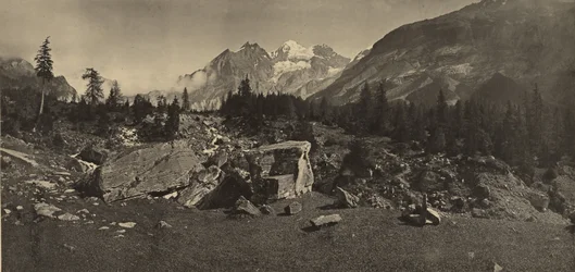 [アルプスの風景］