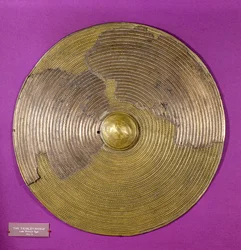 トリブリーの盾 青銅器時代後期（ブロンズ