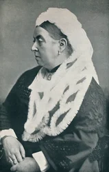 66歳の女王、1885年、1901年