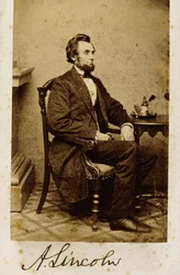 1861年のエイブラハムリンカーンの署名入りカルテデビジット写真