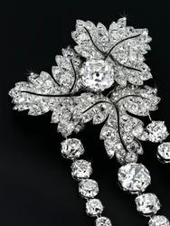 Feuilles de Groseillier」ブローチ、1855年頃（ダイヤモンド、シルバー、ゴールド