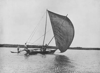 ネゴンボ湖での本格的な帆のアウトリガーカヌー、c1890、1910