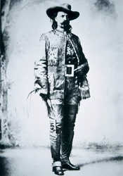 バッファロー・ビル・コーディ（1846-1917）（モノクロ写真